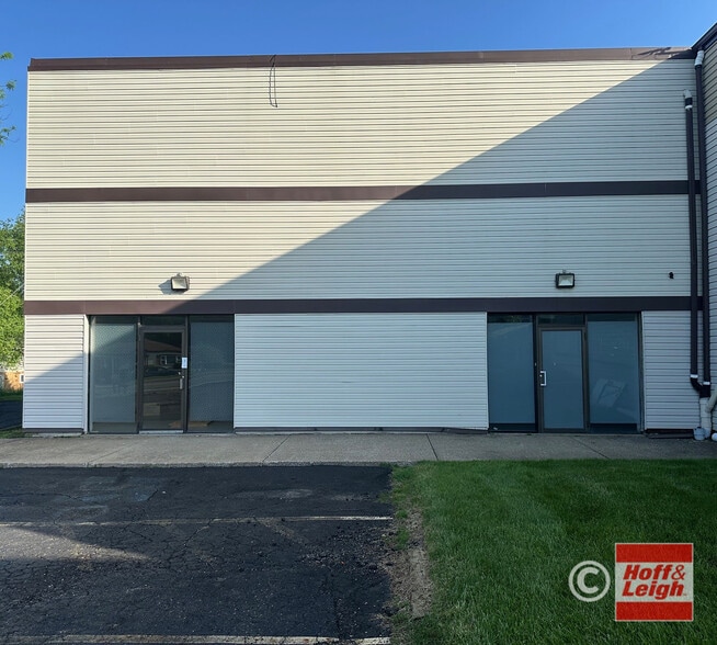 240 5th St SE, Barberton, OH for lease - Building Photo - Image 2 of 8
