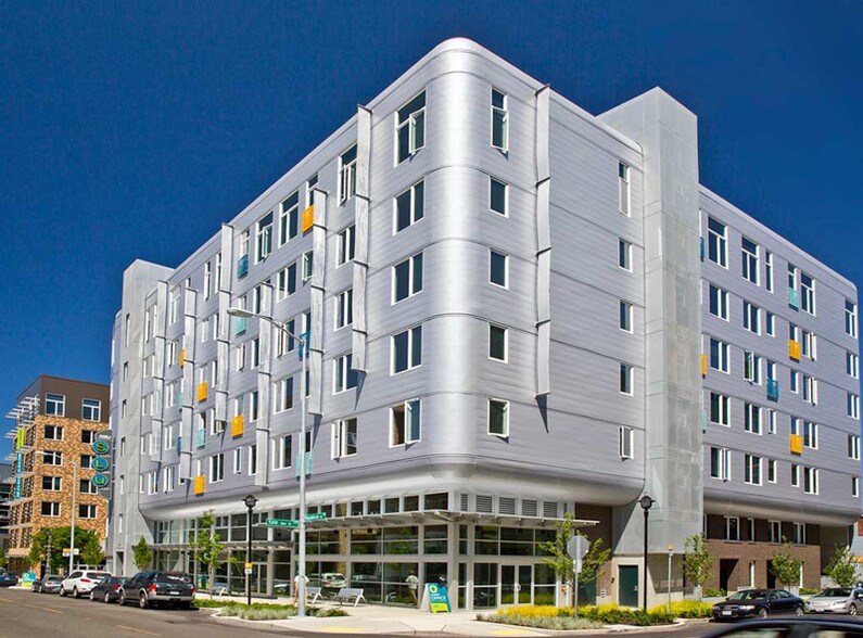 535 Pontius Ave N, Seattle, WA à louer - Photo du bâtiment - Image 1 de 39