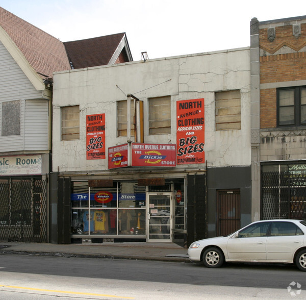 2125 W North Ave, Milwaukee, WI à vendre - Photo principale - Image 1 de 1