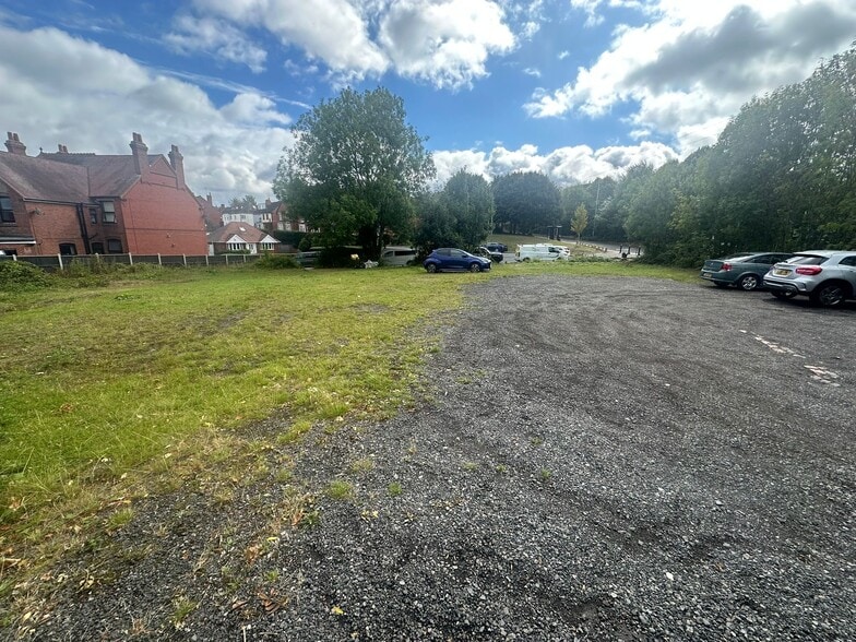 4 Hill Rd, Stourbridge for lease - Building Photo - Image 2 of 5