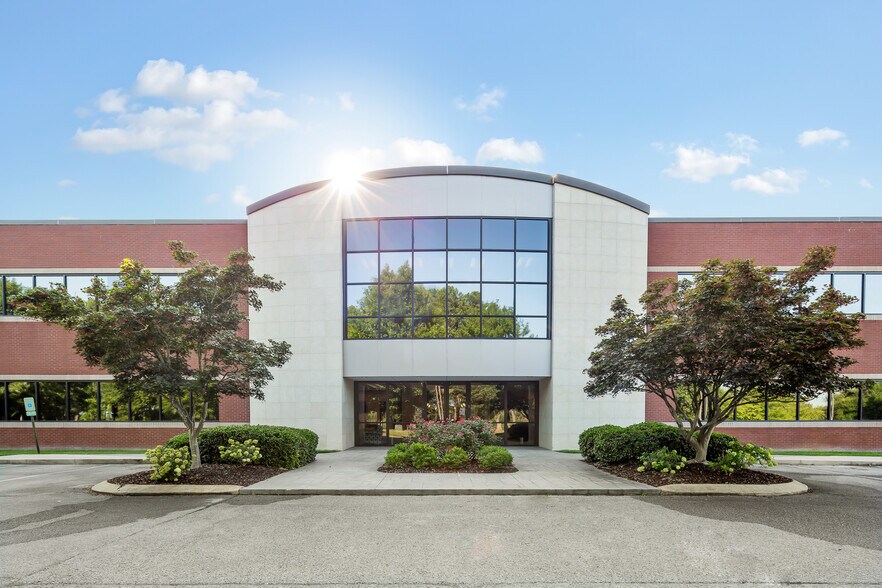 1200 Premier Dr, Chattanooga, TN for lease - Building Photo - Image 1 of 9