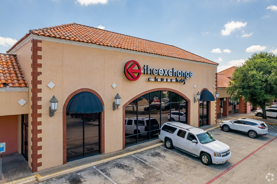 1401-1601 S IH-35, Round Rock, TX for lease - Building Photo - Image 1 of 8