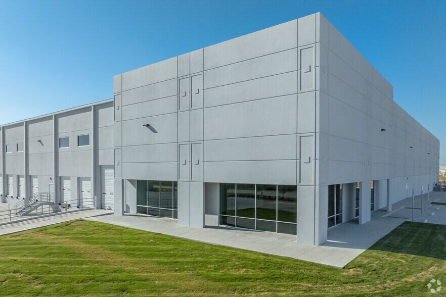 5 Jamison Ct, Terrell, TX à louer - Photo du bâtiment - Image 2 de 5