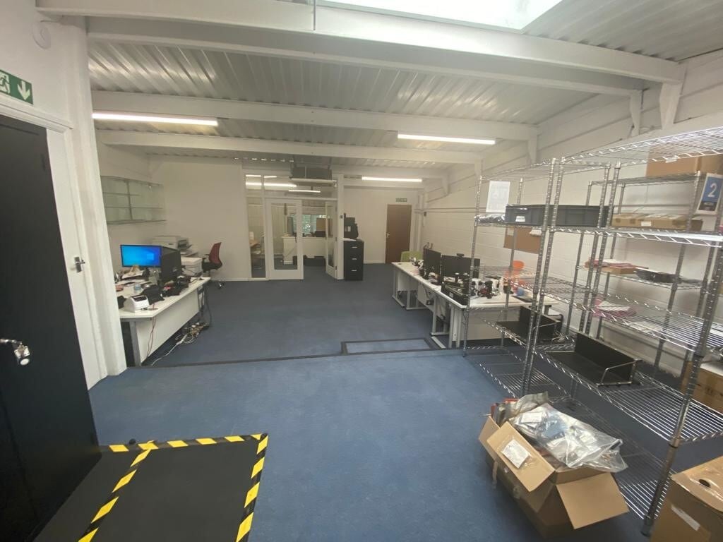 23-29 Ivanhoe Rd, Wokingham, BKS RG40 4QQ - Unit Unit B5 -  - Interior Photo - Image 1 of 4