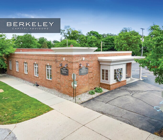 20136 Mack Ave, Grosse Pointe Woods, MI à louer - Photo du bâtiment - Image 2 de 9