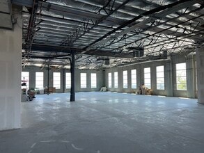 17051 Sierra Lakes Pky, Fontana, CA for lease Interior Photo- Image 1 of 3