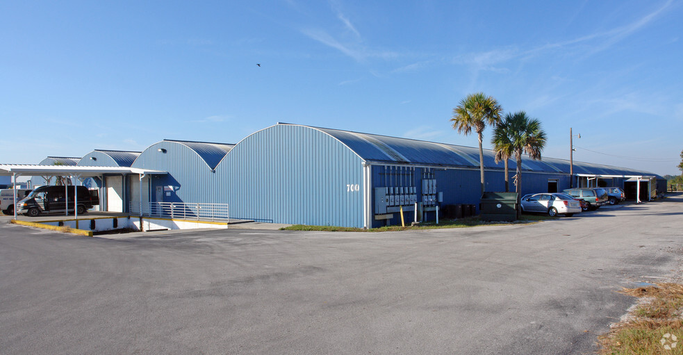 700 S Hawthorne Ave, Apopka, FL for lease - Building Photo - Image 3 of 5