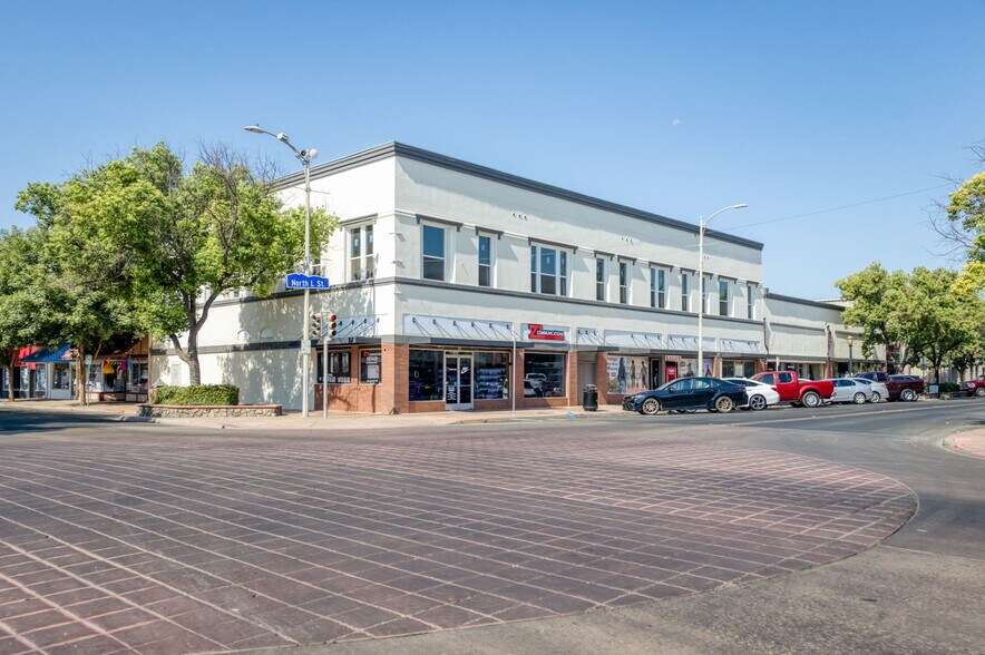 101 N L St, Dinuba, CA à vendre - Photo du bâtiment - Image 1 de 57