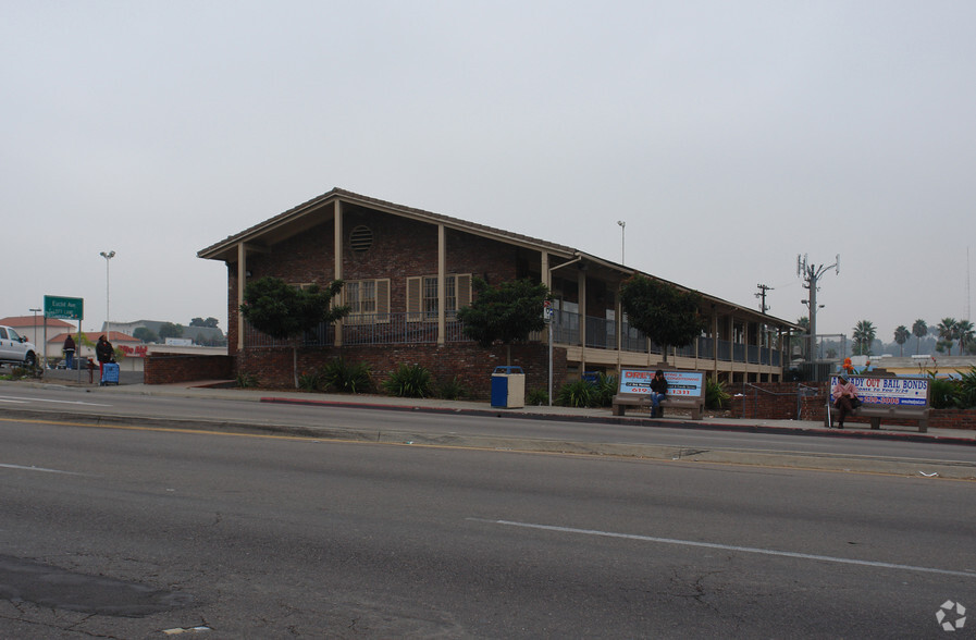 5106 Federal Blvd, San Diego, CA for lease - Building Photo - Image 2 of 3