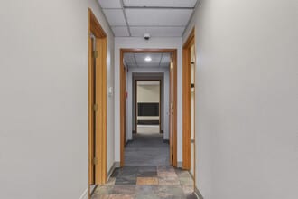 30470 SW Parkway Ave, Wilsonville, OR for lease Interior Photo- Image 1 of 15
