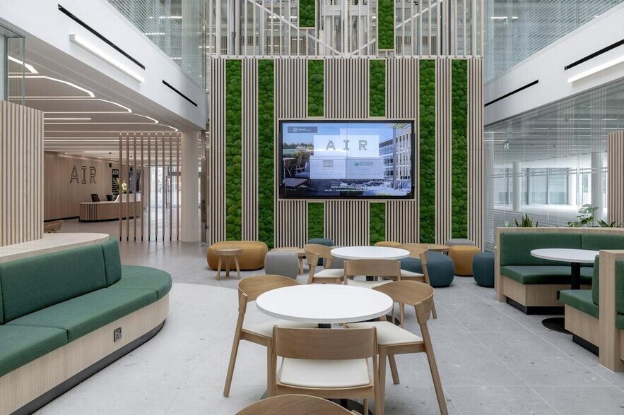 35 Homer Rd, Solihull à louer - Photo du bâtiment - Image 3 de 47