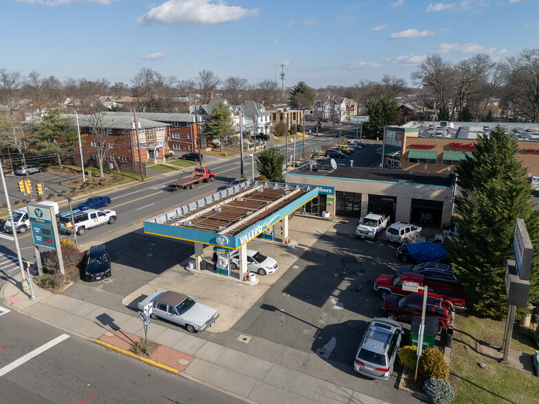 105 Chestnut St, Roselle, NJ for sale - Building Photo - Image 1 of 1