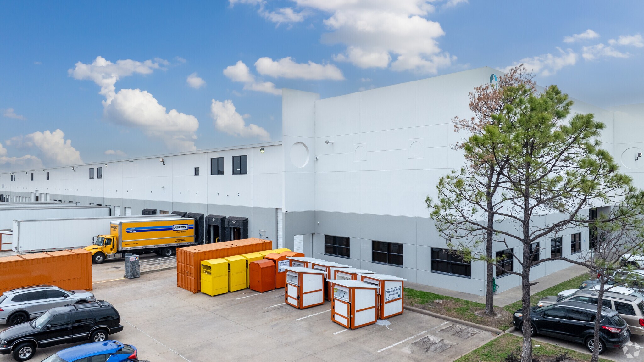 10810 W Little York Rd, Houston, TX à louer Photo principale- Image 1 de 6