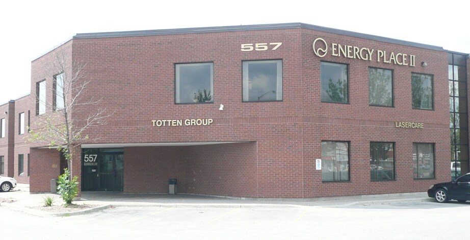 557 Southdale Rd E, London, ON à louer - Photo du bâtiment - Image 2 de 3