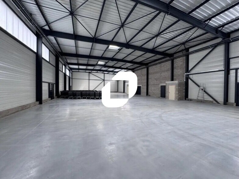 Flex dans Geispolsheim à louer - Photo du bâtiment - Image 2 de 9