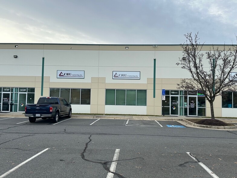 14101-14121 Mariah Ct, Chantilly, VA for lease - Building Photo - Image 3 of 6