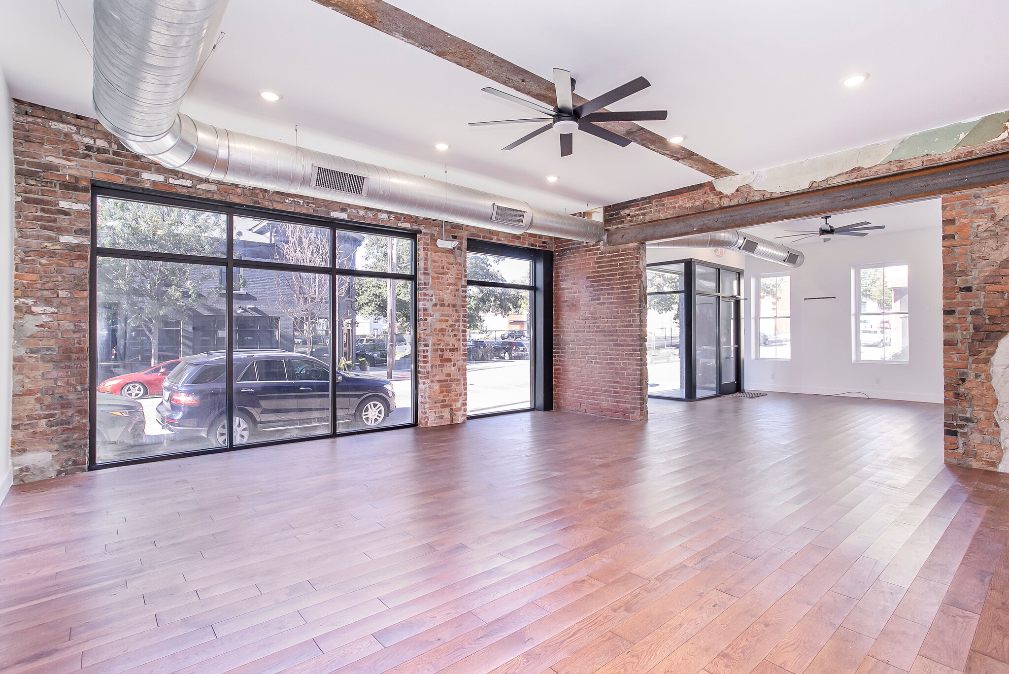 902 Saratoga St, Newport, KY for lease Primary Photo- Image 1 of 7