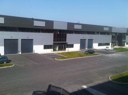 Flex in Saint-Denis for lease - Building Photo - Image 2 of 10