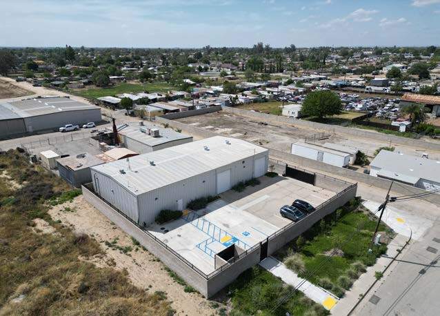 1061 S Derby St, Arvin, CA à vendre Photo principale- Image 1 de 6