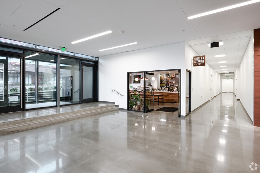 1448 NW Market St, Seattle, WA for lease - Lobby - Image 2 of 20