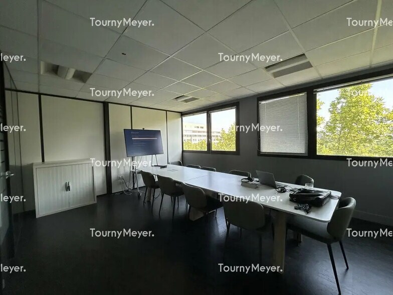 Office in Montpellier for lease - Interior Photo - Image 2 of 4