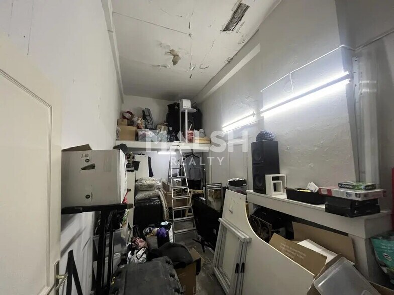 Commerce de détail dans Lyon à louer - Photo du bâtiment - Image 2 de 4