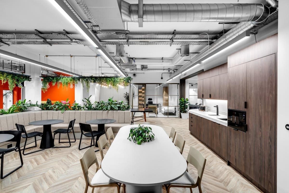 12 Roger St, London for lease Interior Photo- Image 1 of 7