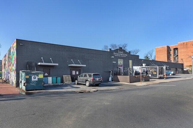 Plus de détails pour 327 S St NE, Washington, DC - Industriel à louer