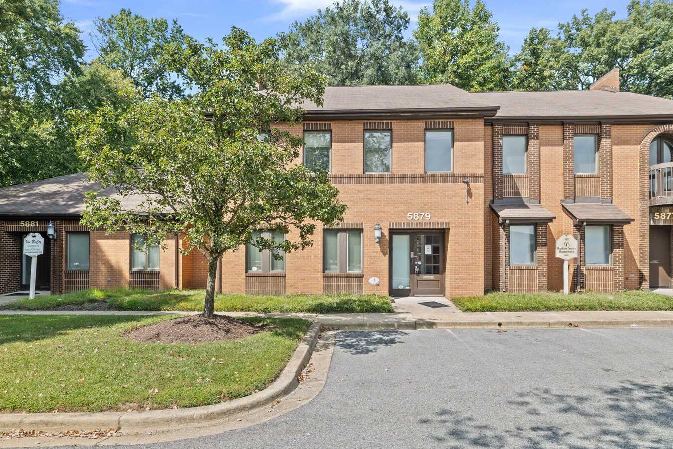 5875-5881 Allentown Rd, Suitland, MD 20746 - Unit 39 -  - Interior Photo - Image 2 of 44