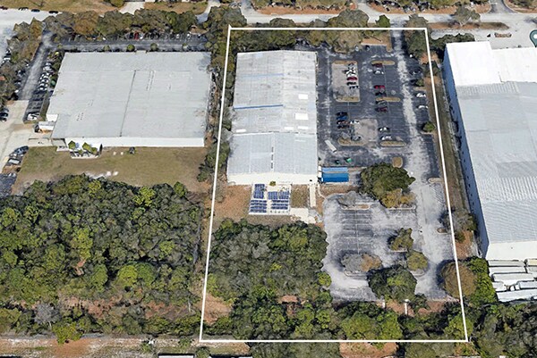 5250 140th Ave N, Clearwater, FL à louer Photo principale- Image 1 de 2