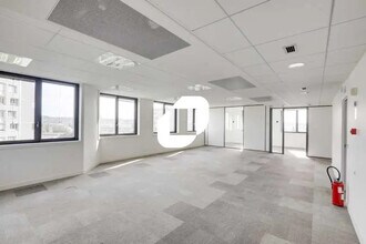 191 Avenue Aristide Briand, Cachan for lease Interior Photo- Image 2 of 9