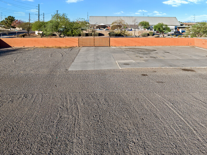 395 Cullumber Ave, Gilbert, AZ for lease - Building Photo - Image 3 of 6