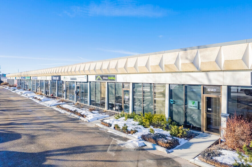 6145-6173 6 St SE, Calgary, AB à louer - Photo du bâtiment - Image 2 de 22