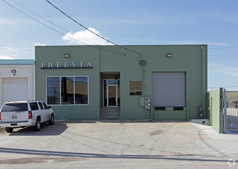 1811 E Levee St, Dallas, TX à louer - Photo du bâtiment - Image 3 de 3