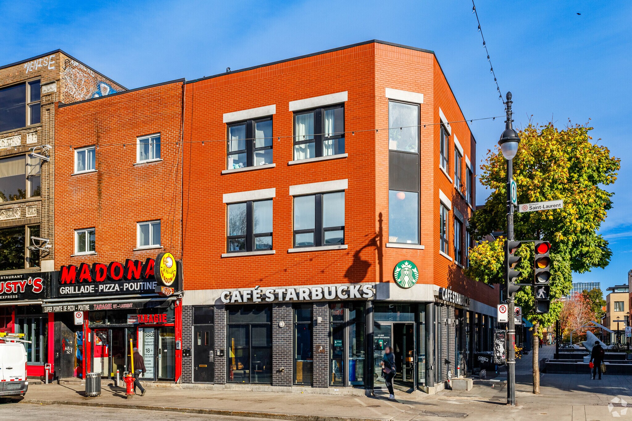 3603 Boul Saint-Laurent, Montréal, QC for lease Primary Photo- Image 1 of 6