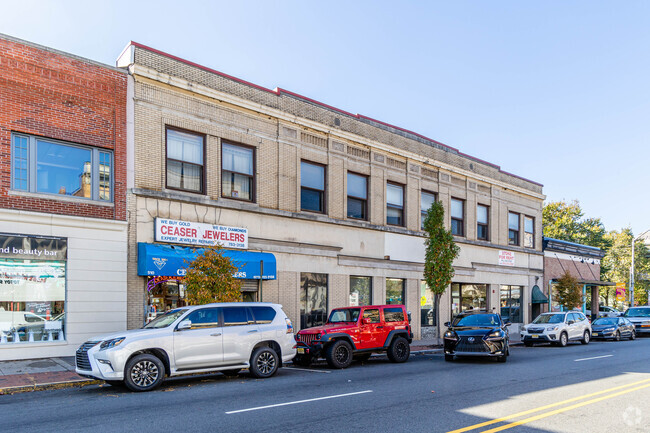 Plus de détails pour 516 Bloomfield Ave, Montclair, NJ - Vente au détail à louer