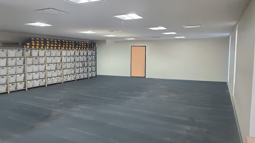 2421 Production Dr, Indianapolis, IN à louer - Photo intérieure - Image 3 de 5