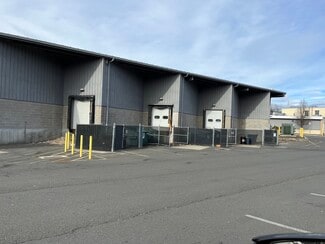 Plus de détails pour 40-66 Pershing Dr, Derby, CT - Industriel à louer
