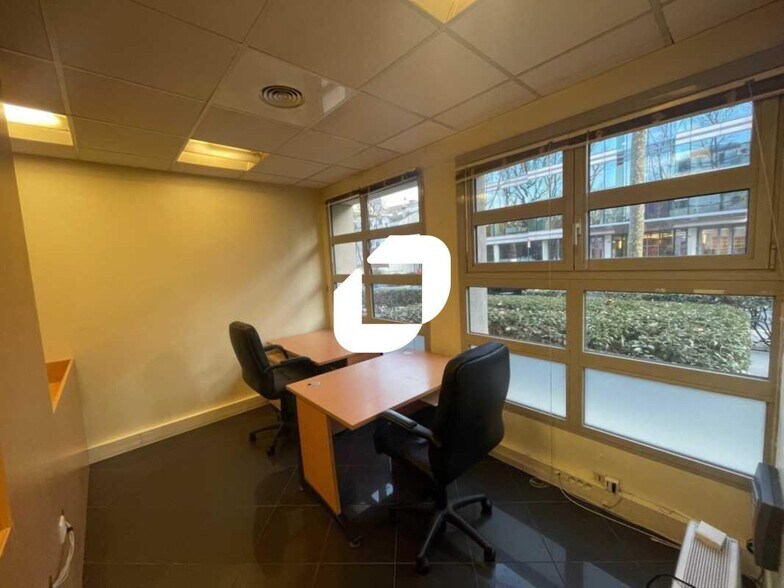 Bureau dans Neuilly-sur-Seine à vendre - Photo intérieure - Image 3 de 10