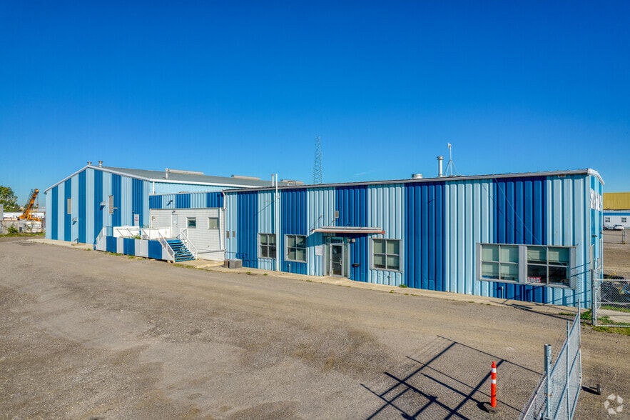 5218 86th Ave SE, Calgary, AB for sale - Primary Photo - Image 1 of 1