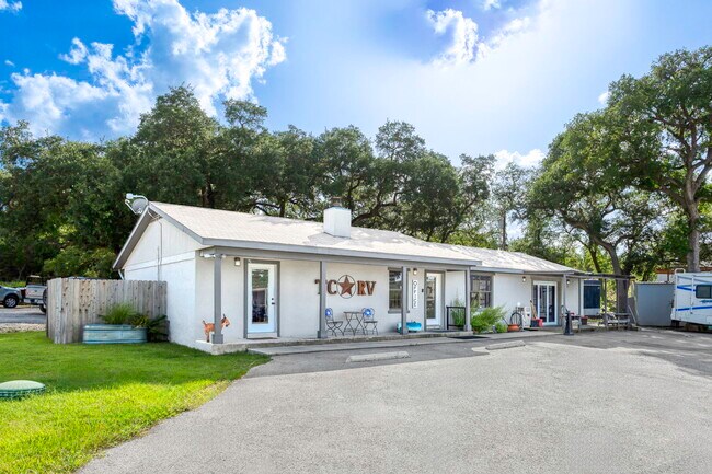 More details for 16415 S Access Rd, Canyon Lake, TX - Flex for Sale