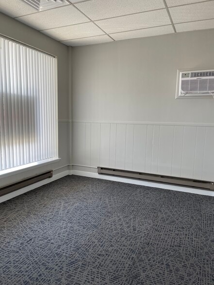 50 S Penn St, Hatboro, PA for lease - Building Photo - Image 3 of 12