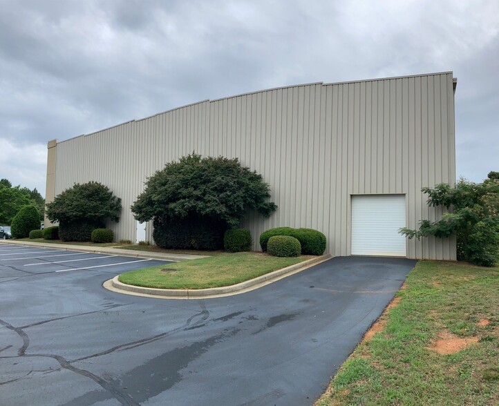 440 Southport Commerce Blvd, Spartanburg, SC for sale - Building Photo - Image 1 of 2