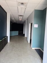 790 Veterans Pky, Hinesville, GA à louer Photo intérieure- Image 2 de 12