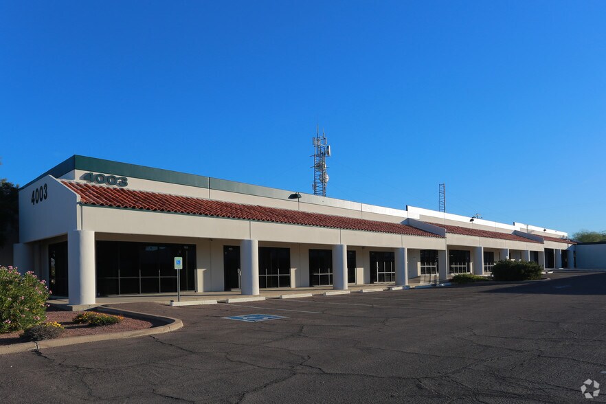 4003 E Speedway Blvd, Tucson, AZ à louer - Photo principale - Image 1 de 7