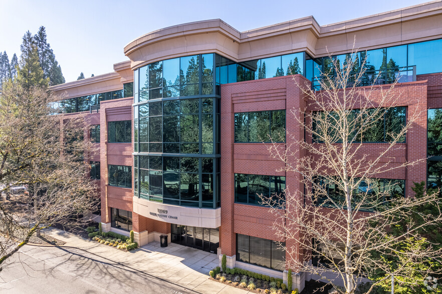 12909 SW 68th Pky, Tigard, OR for lease - Primary Photo - Image 1 of 12