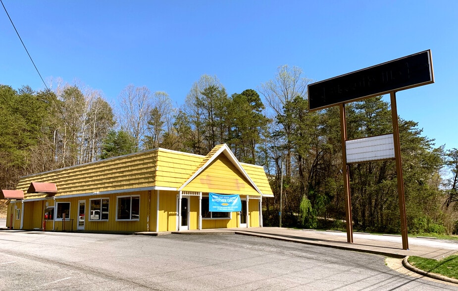 1706 Virginia Ave, Martinsville, VA for sale - Building Photo - Image 1 of 4