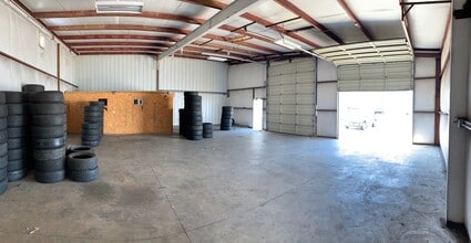 2301 Masch Branch Rd, Denton, TX for lease Interior Photo- Image 2 of 7