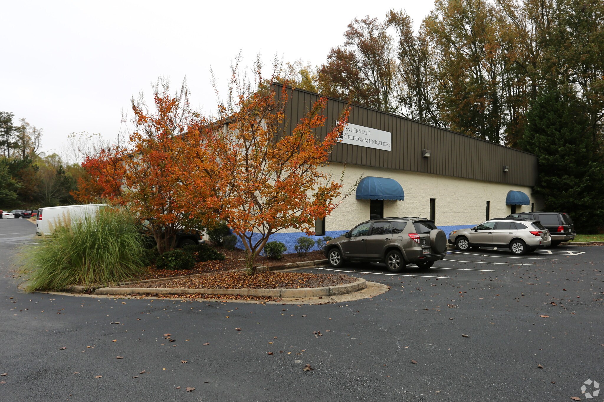 1385 Weber Industrial Dr, Cumming, GA à louer Photo principale- Image 1 de 3