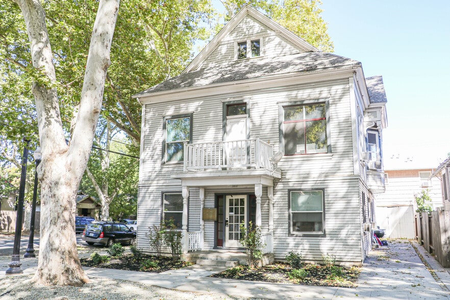 2801 D St, Sacramento, CA for sale - Primary Photo - Image 1 of 26